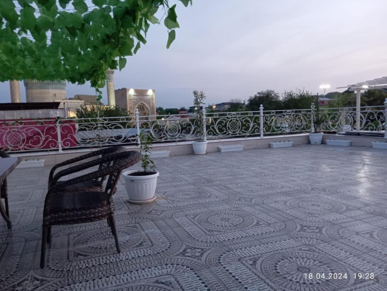 Daniyar Guest House サマルカンド エクステリア 写真
